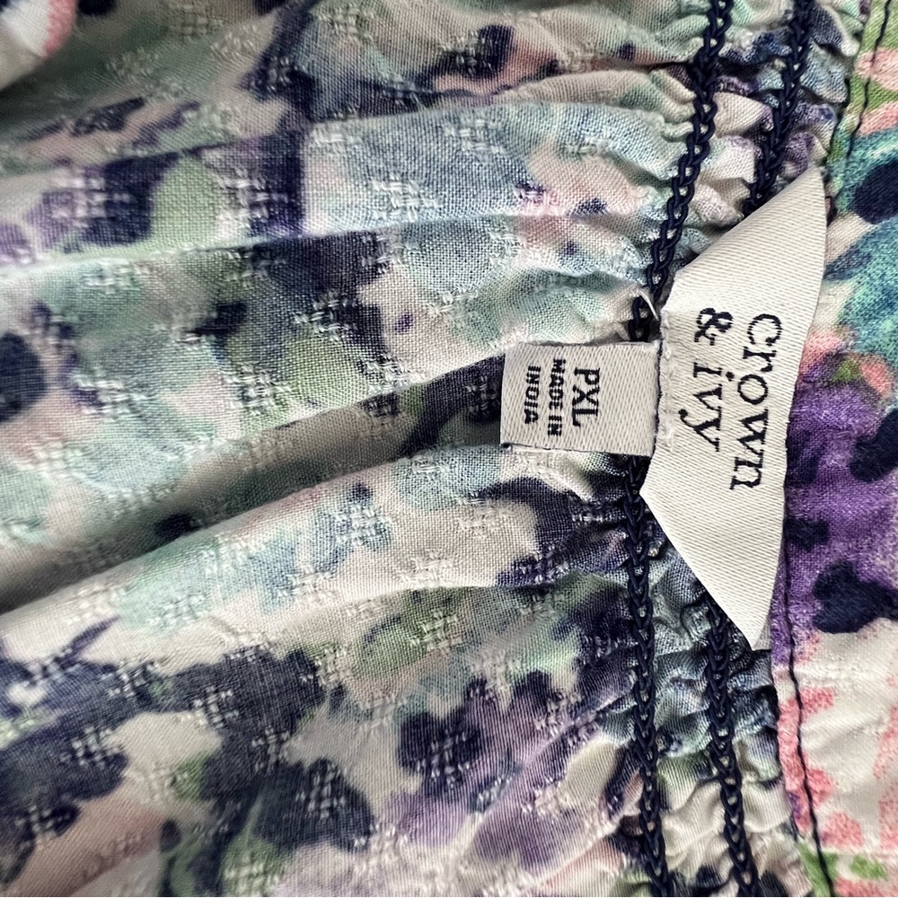 Crown & Ivy Multicolor Floral Blouse PXL EUC - Picture 4 of 5